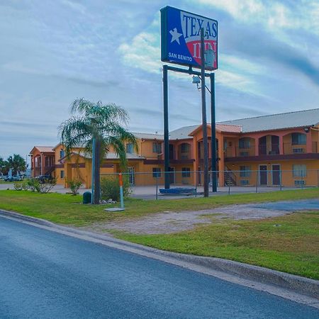 Texas Inn San Benito Near Harlingen Exteriér fotografie